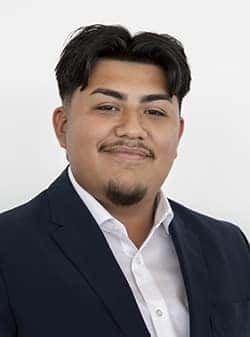 Kris  Deleon
