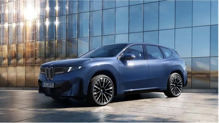 i3