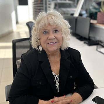 Donna  Andrews 