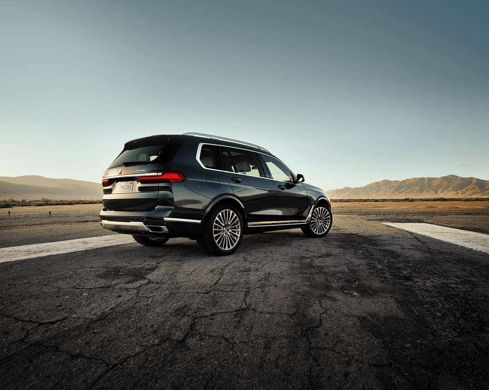 2022 BMW X7 exterior 
