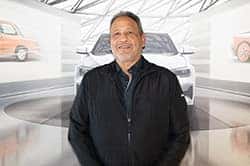 Robert   Guzman