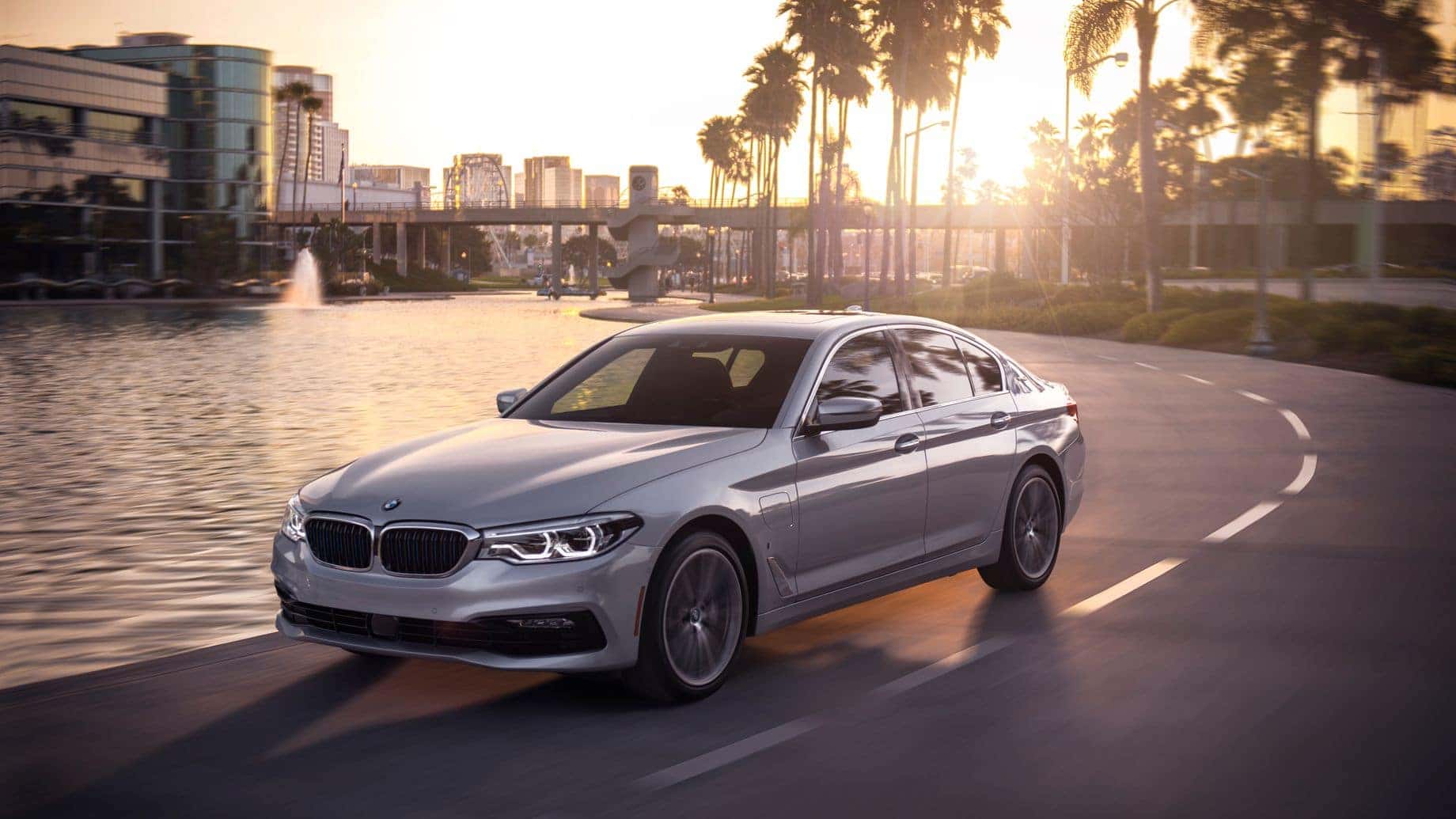 2018 BMW 5 Series vs. 2018 Mercedes-Benz E Class | BMW of Tulsa