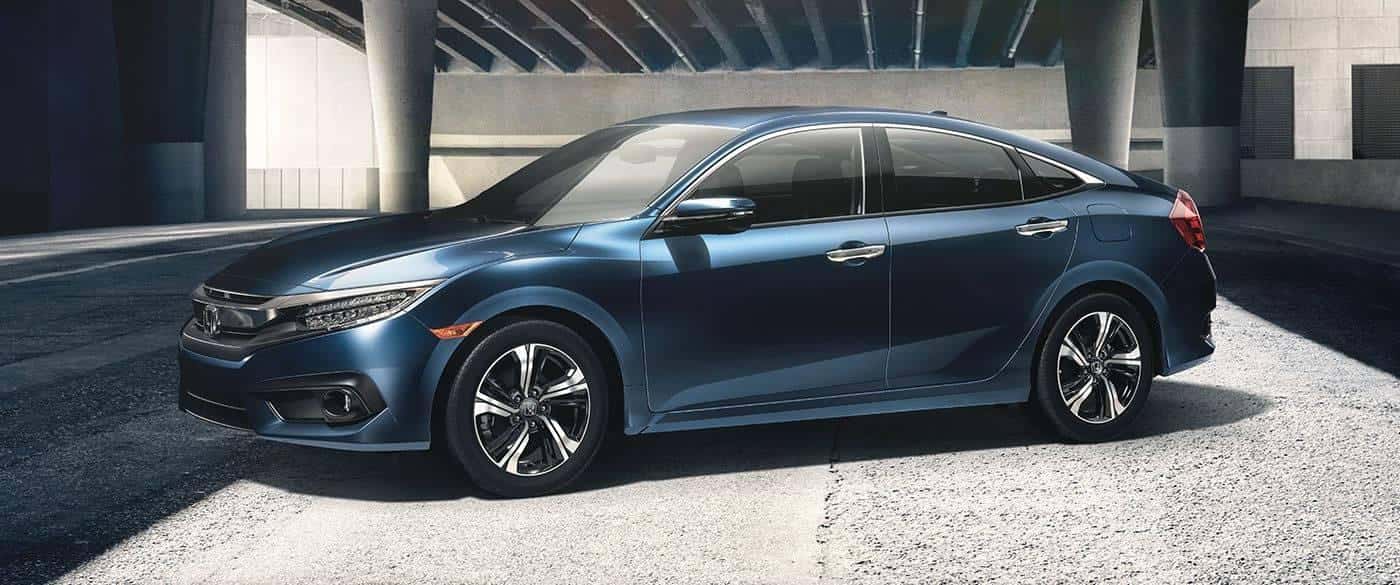 2017 Toyota Corolla vs.