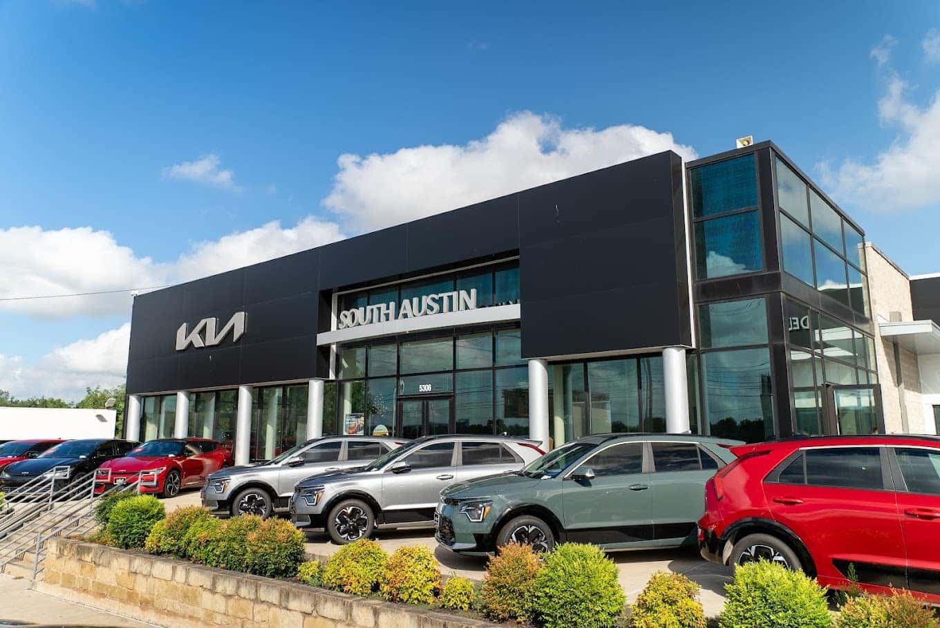 Kia of South Austin Dealership