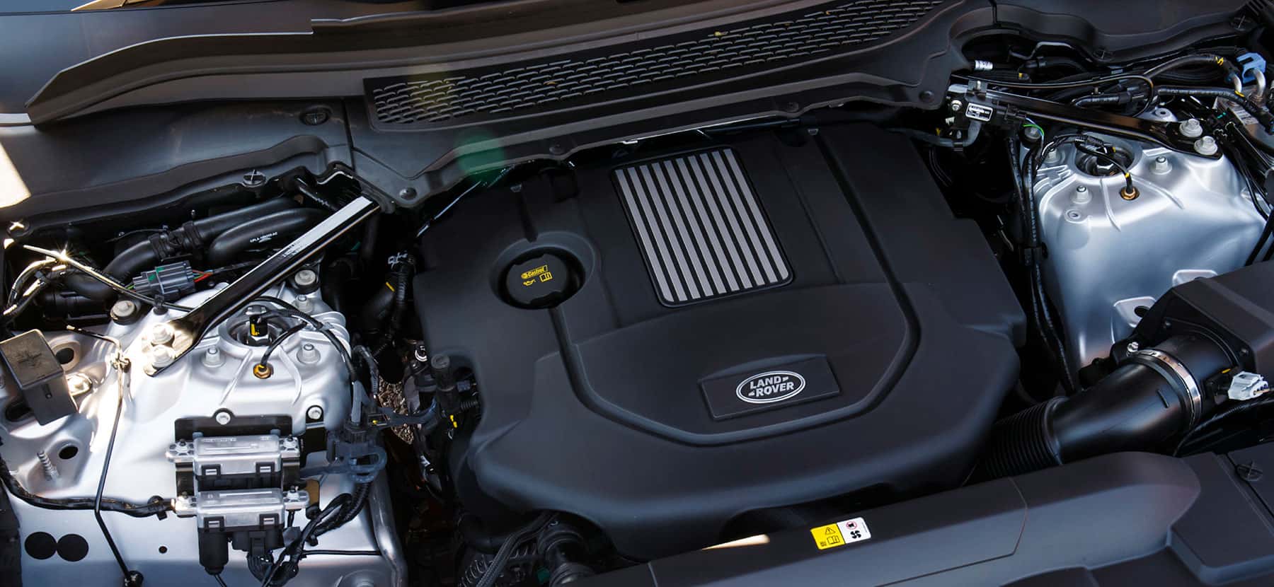 2017 Land Rover Engine Land Rover vs Range Rover | Land Rover Albuquerque