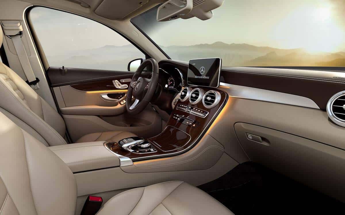 2017 GLC interior dashboard