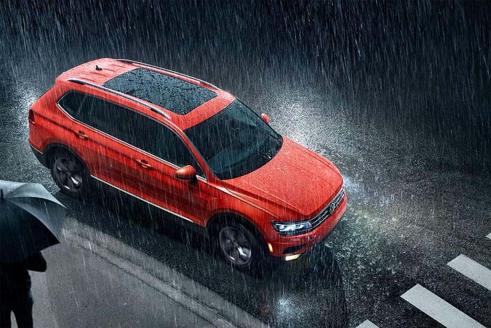 2019 VW Tiguan In The Rain