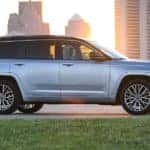 White Jeep Grand Cherokee