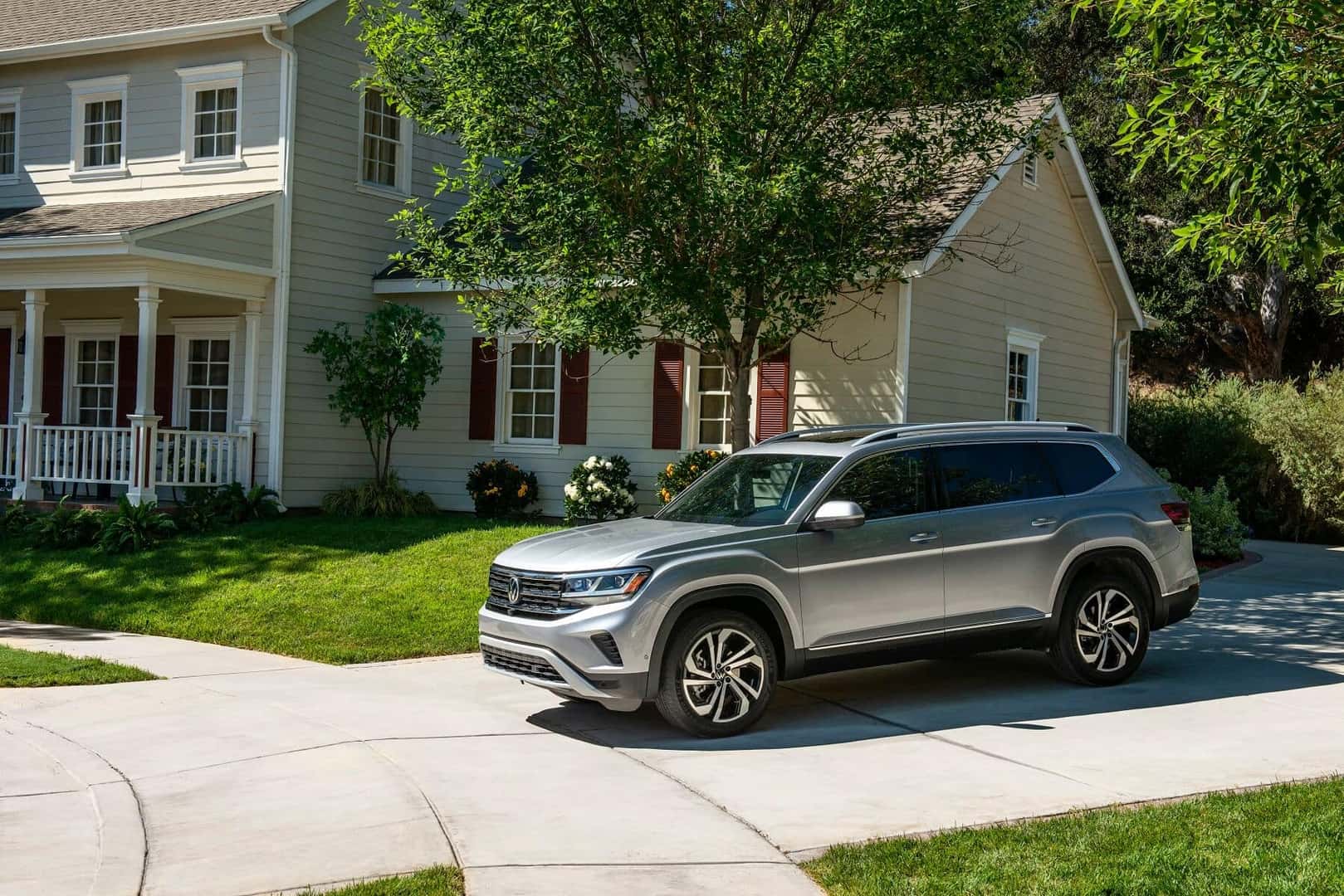 2021 Volkswagen Atlas SEL Premium 4MOTION Pyrite Silver Parked Outside House
