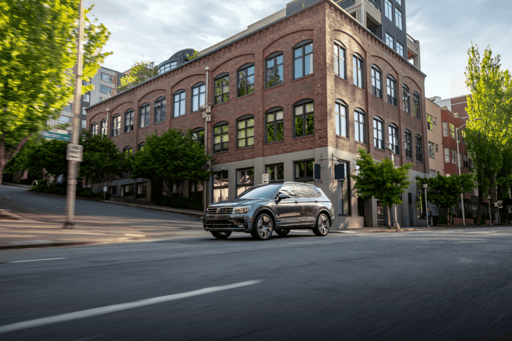 2021 Volkswagen Tiguan SEL Premium R-Line in Silk Blue